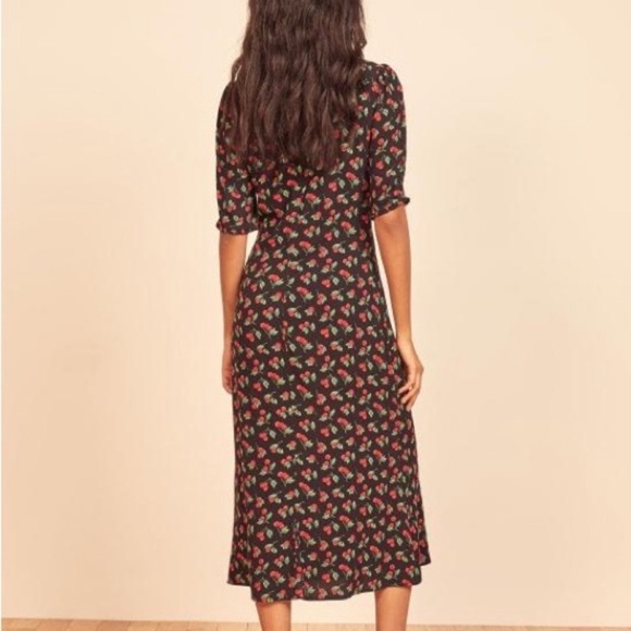 NWOT Reformation Aila Dress in Cherry Pie Size 0 - Picture 2 of 3